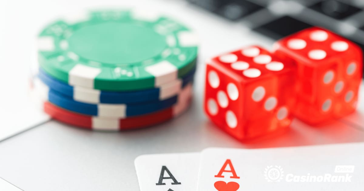 Онлайн-покер проти стандартного покеру – у чому різниця?