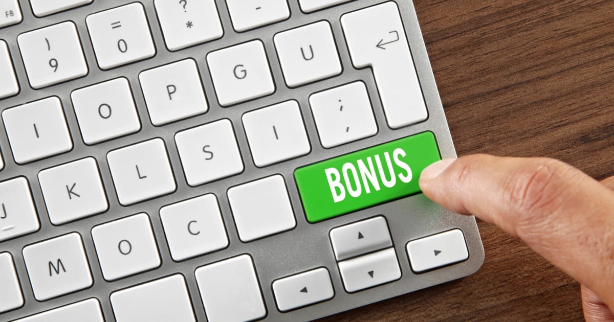 Вітальний бонус проти бонусу за перезавантаження: у чому різниця?